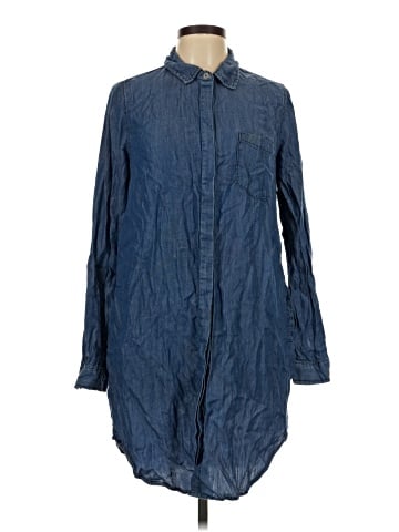 Tea n Rose Long Sleeve Button-Down Shirt (view 1)