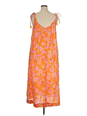 Old Navy Casual Dress (view 2)
