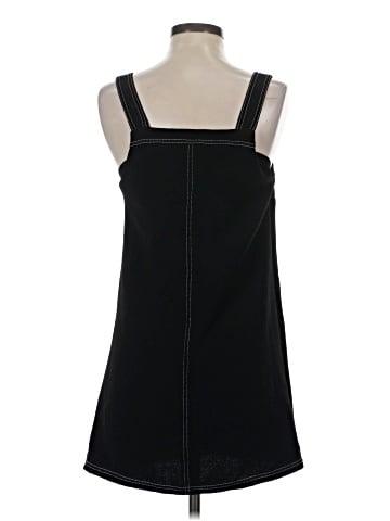 Urban Outfitters Casual Dress (view 2)