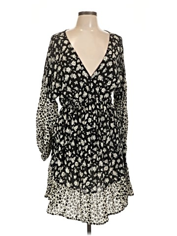 Blu Pepper Casual Dress (view 1)