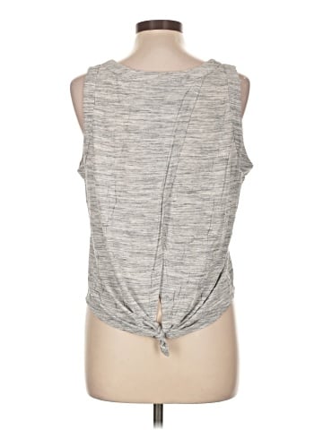 Old Navy Sleeveless T-Shirt (view 2)