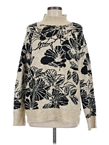 Liz Claiborne Pullover Sweater (view 1)