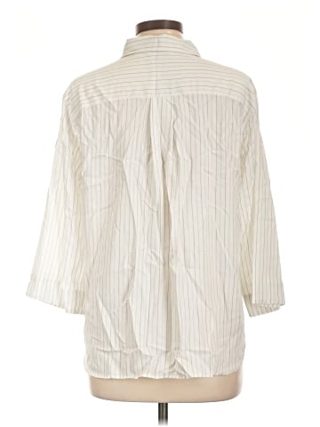 Uniqlo 3/4 Sleeve Button-Down Shirt (view 2)