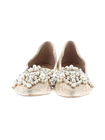 Unbranded Flats (view 2)