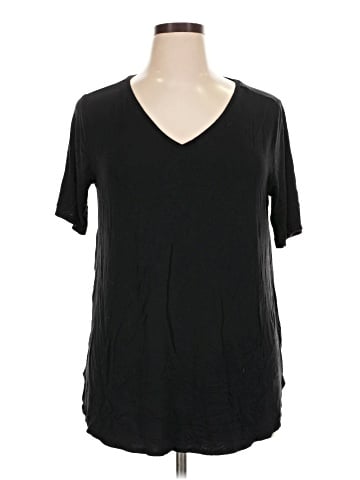 Old Navy Short Sleeve T-Shirt (view 1)