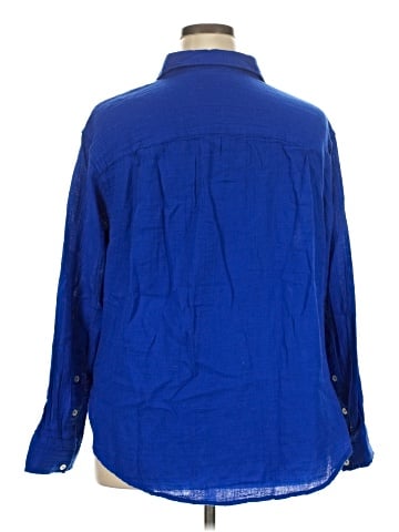 Sonoma Goods for Life 3/4 Sleeve Button-Down Shirt (view 2)