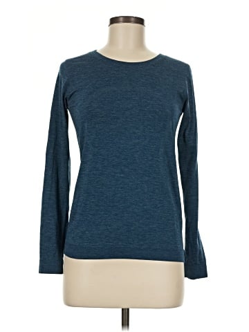 Lululemon Athletica Long Sleeve T-Shirt (view 1)