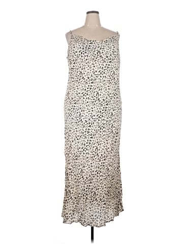11. Honore Casual Dress (view 1)