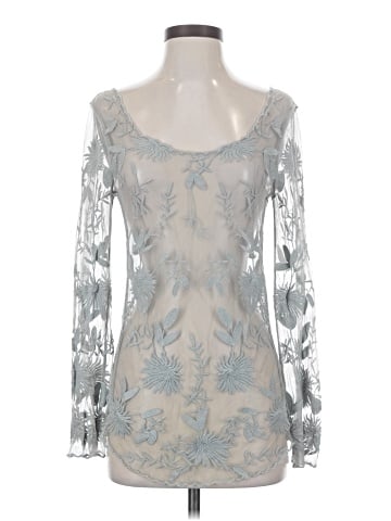 Everleigh Long Sleeve Top (view 1)