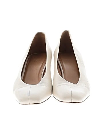 LOQ Heels (view 2)