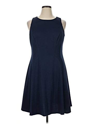 Liz Claiborne Casual Dress (view 1)