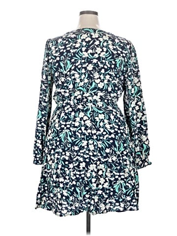 Ann Taylor LOFT Outlet Casual Dress (view 2)