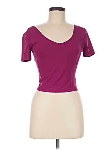 Lululemon Athletica Short Sleeve T-Shirt (view 1)
