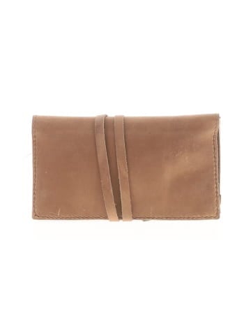 Unbranded Wallet (view 2)