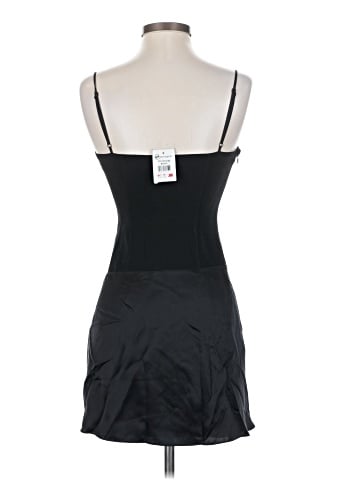 Cinq à Sept Cocktail Dress (view 2)