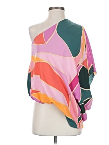 Tyche Poncho (view 1)