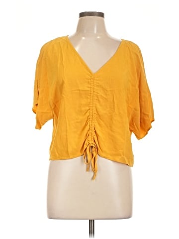Bershka Short Sleeve T-Shirt (view 1)