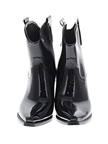 Beach By Matisse Ankle Boots (view 2)