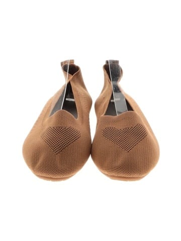 Unbranded Flats (view 2)