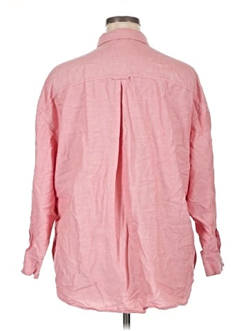 Old Navy Long Sleeve Button-Down Shirt (view 2)