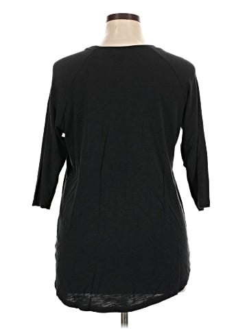 Torrid 3/4 Sleeve T-Shirt (view 2)