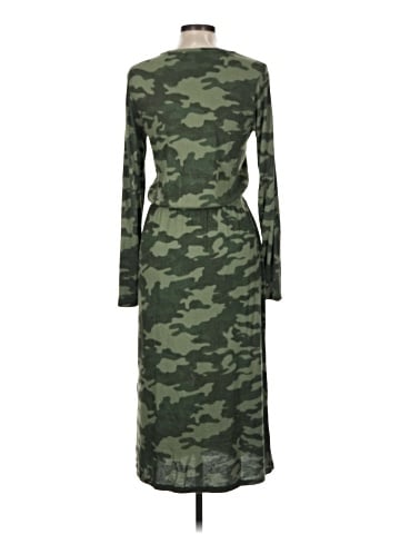 Old Navy Casual Dress (view 2)