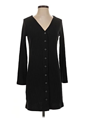 Old Navy Casual Dress (view 1)