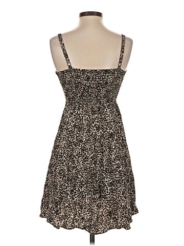 Old Navy Casual Dress (view 2)