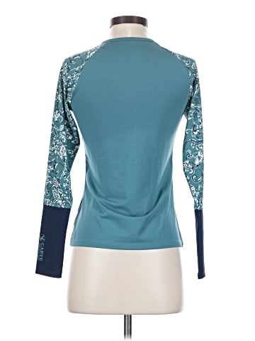 Carve Designs Long Sleeve Top (view 2)
