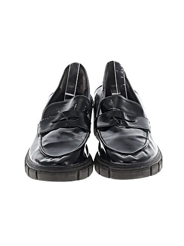 Crown Vintage Flats (view 2)