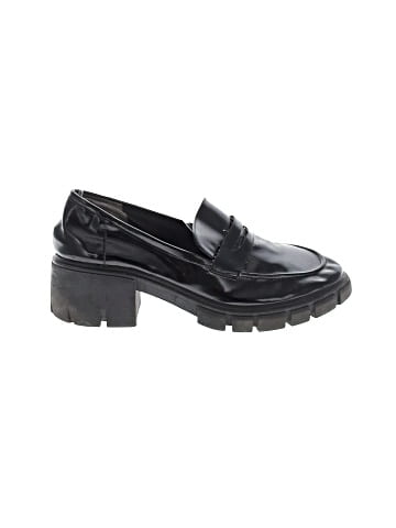Crown Vintage Flats (view 1)