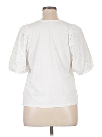 Old Navy Short Sleeve T-Shirt (view 2)