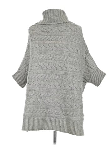 Romeo & Juliet Couture Poncho (view 2)