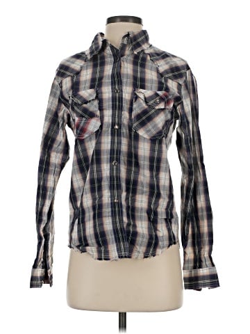Romeo & Juliet Couture Long Sleeve Button-Down Shirt (view 1)