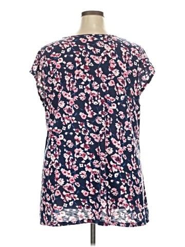 Lane Bryant Short Sleeve T-Shirt (view 2)