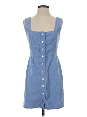 Urban Outfitters Casual Dress (view 1)