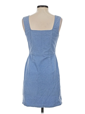 Urban Outfitters Casual Dress (view 2)