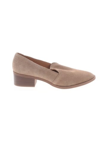Crown Vintage Flats (view 1)