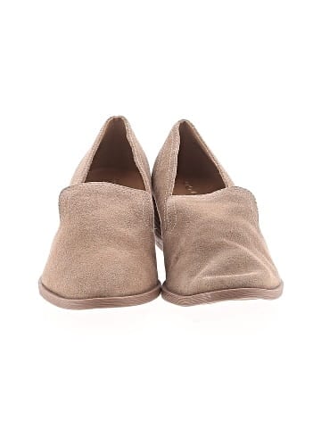 Crown Vintage Flats (view 2)