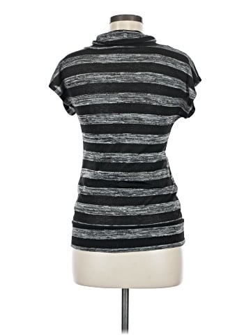 Kristin Nicole Maternity Sleeveless Top (view 2)