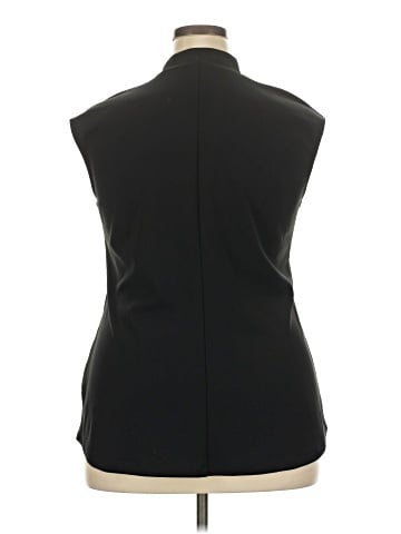 Le Chateau Sleeveless T-Shirt (view 2)
