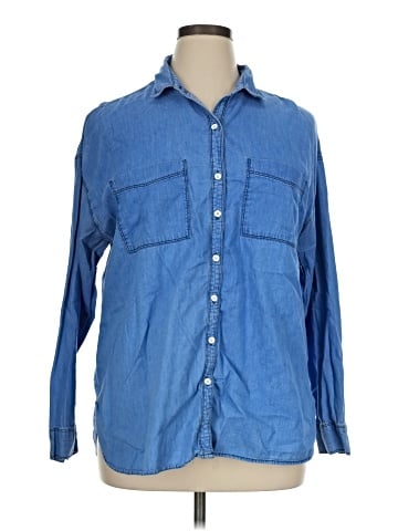 Old Navy Long Sleeve Button-Down Shirt (view 1)