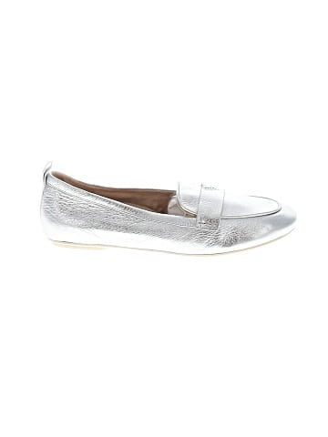 Vionic Flats (view 1)