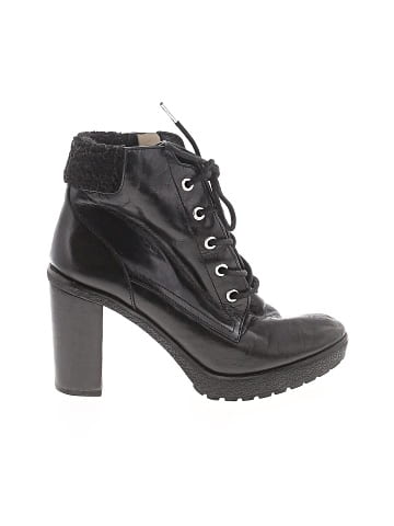 MICHAEL Michael Kors Ankle Boots (view 1)