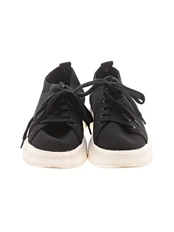 BP. Sneakers (view 2)