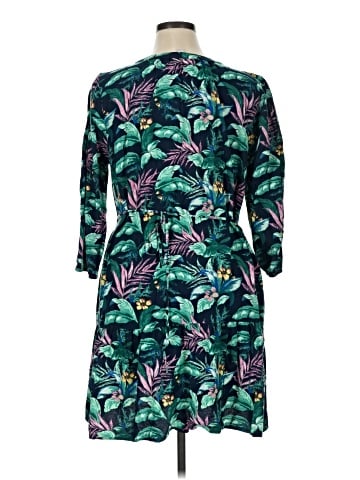 Ann Taylor LOFT Casual Dress (view 2)