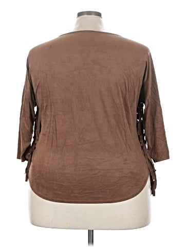 Ultra Flirt 3/4 Sleeve Top (view 2)