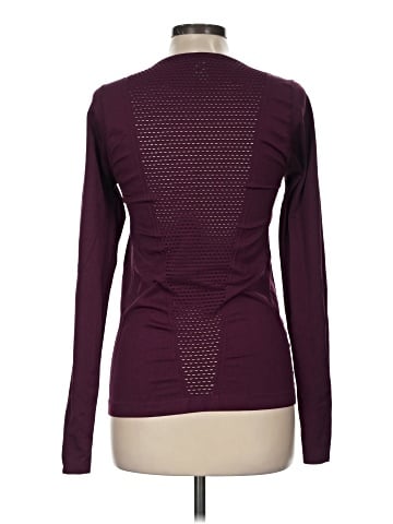 Fabletics Long Sleeve T-Shirt (view 2)