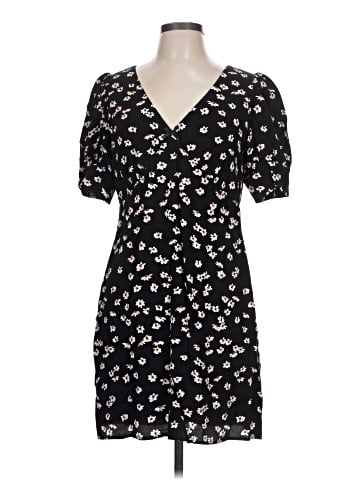 WAYF Casual Dress (view 1)