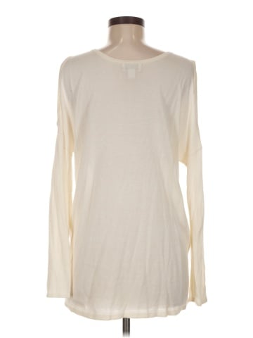 Bisou Bisou Pullover Sweater (view 2)